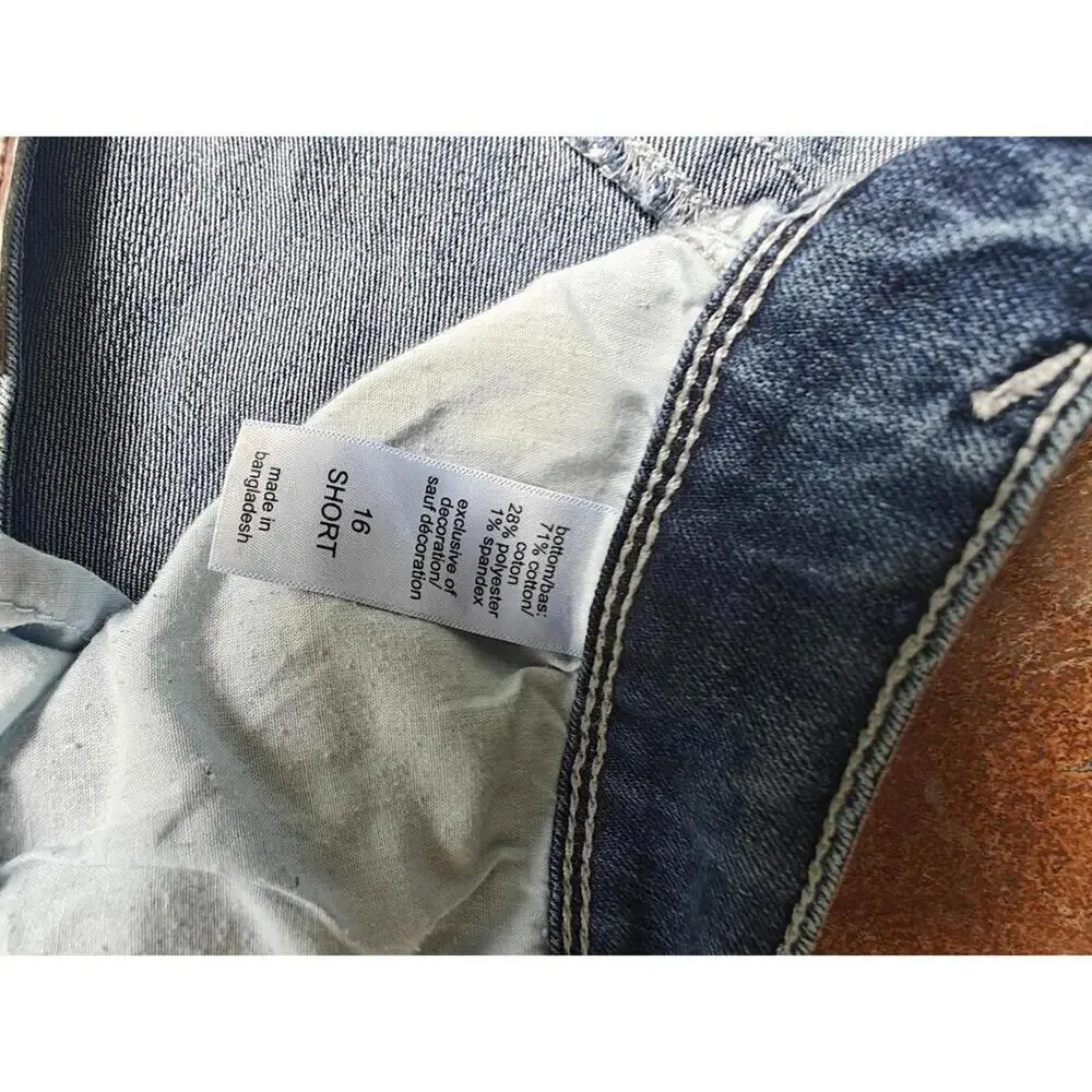 Maurices Bootcut Jeans – Size 16 Short - Picture 2 of 6